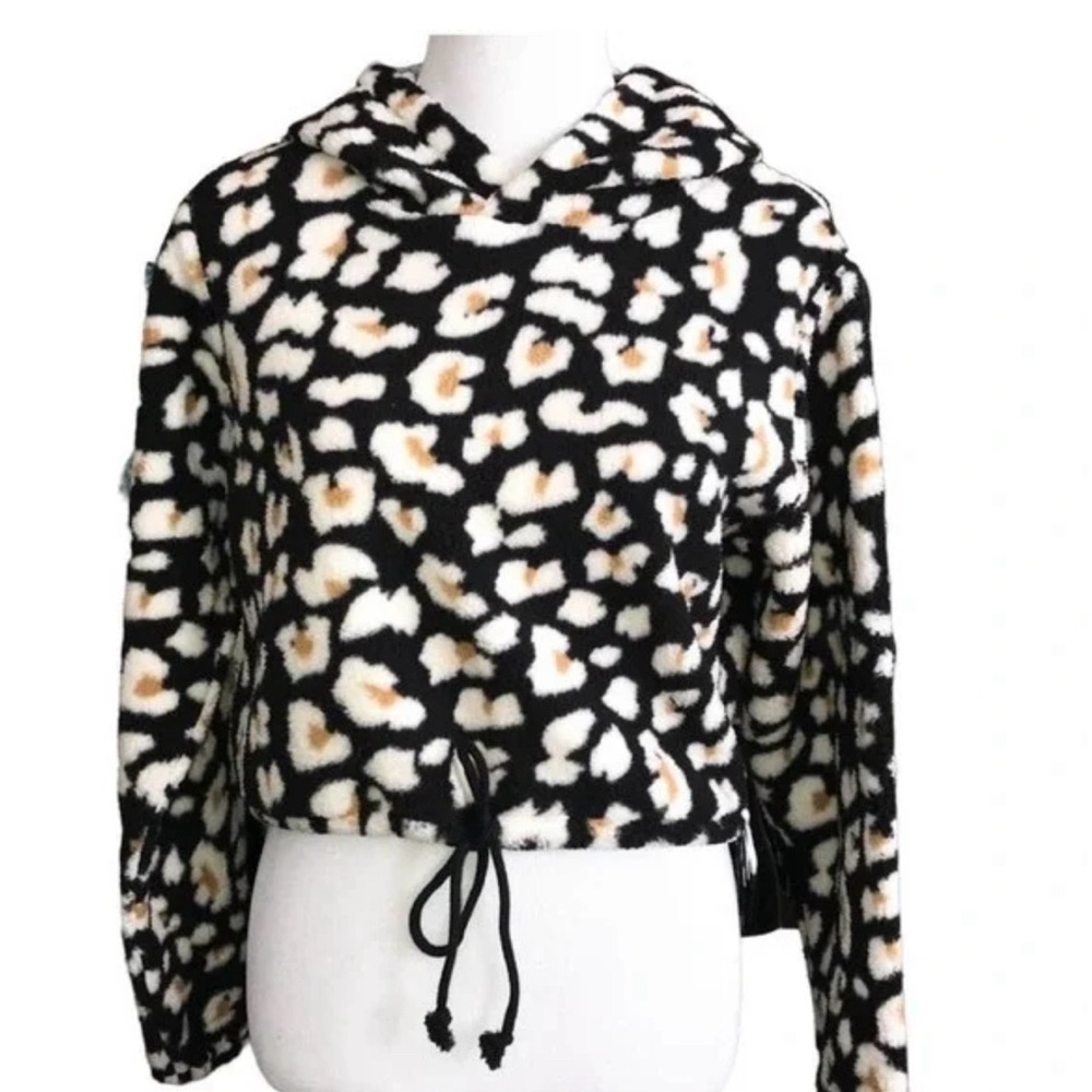 Wild Fable Black Leopard /  Cheetah /  Animal Print Cropped Hoodie  Sweatshirt